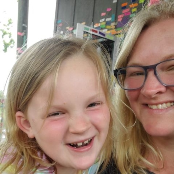 Meet your Posher, Elizabeth - Picture 1 of 1